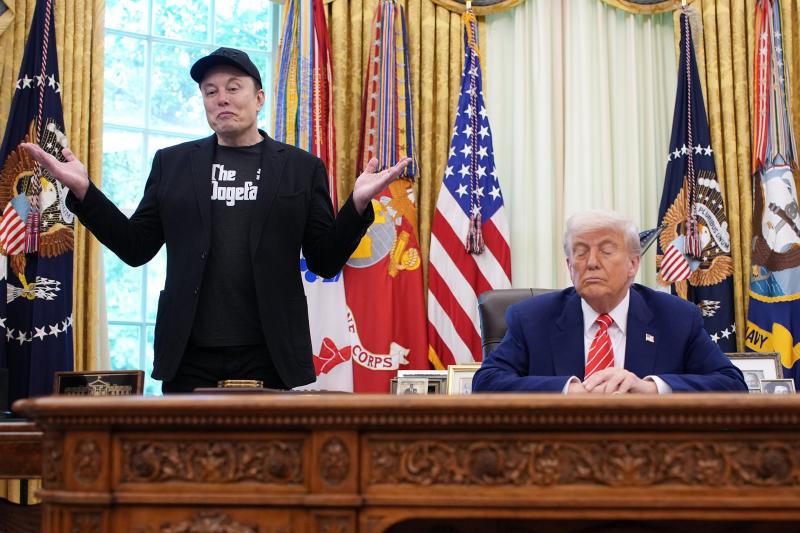 A feszültség továbbra is nő Donald Trump és Elon Musk között, és úgy tűnik, hogy a konfliktus nem akar lecsengeni. Felmerült a kérdés, hogy a techmilliárdos Moszkvában találhat-e politikai menedékjogot, ami újabb izgalmas fordulatokat hozhat a helyzetben.