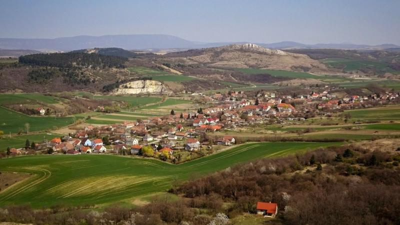 Kétnapos ünneplés vár ránk idén, hiszen falunk 800. születésnapját fogjuk megünnepelni!