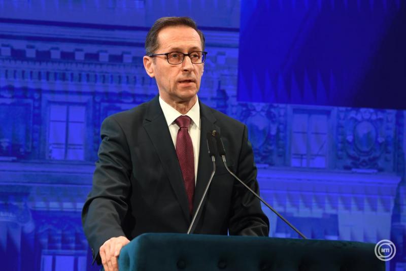 Kamatdöntés - Varga Mihály: A szigorú monetáris feltételek megőrzése indokolt

Varga Mihály, a pénzügyminiszter, hangsúlyozta, hogy a szigorú monetáris környezet fenntartása elengedhetetlen a gazdasági stabilitás megőrzéséhez. Az aktuális pénzügyi helyzet