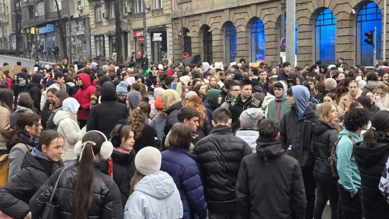 Slavica Đukić Dejanović: Lehetséges a tanév meghosszabbítása | Vajdaság MA

A közelmúltban Slavica Đukić Dejanović, a közoktatásért felelős miniszter, bejelentette, hogy a tanév esetleges meghosszabbítása napirenden van. A döntés célja, hogy a diákok szám