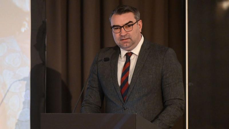 Ifj. Lomnici Zoltán az ukrán propaganda elleni törvényjavaslat kapcsán megjegyezte: 