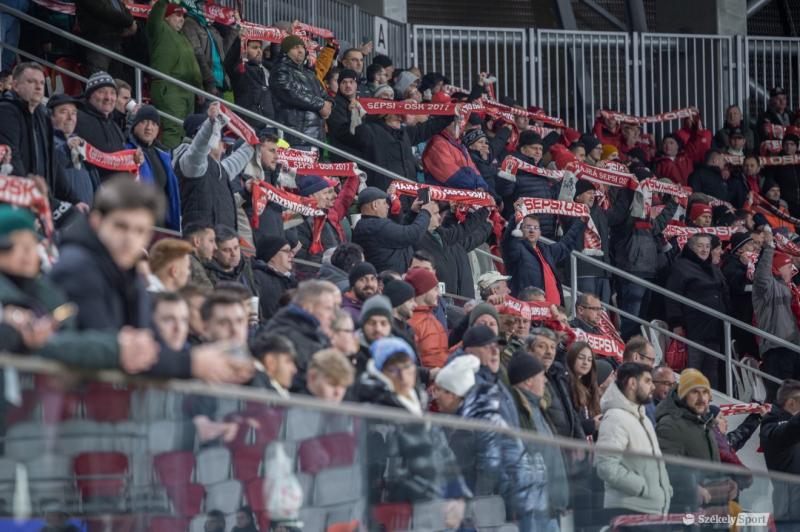 Búcsú a Sepsi OSK-tól, üdvözlet az FK Csíkszeredának | Székely Sport

A Sepsi OSK színeitől való búcsúzás mindig érzelmekkel teli pillanat, hiszen a klub sok szép emléket és élményt adott a szurkolóknak. Most azonban egy új fejezet kezdődik, hiszen üdvözö