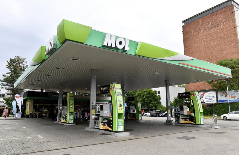 Egy különleges napon a Mol megnyitja a pénzcsapot, lehetőséget adva mindenkinek, hogy részesüljön a bőségből.