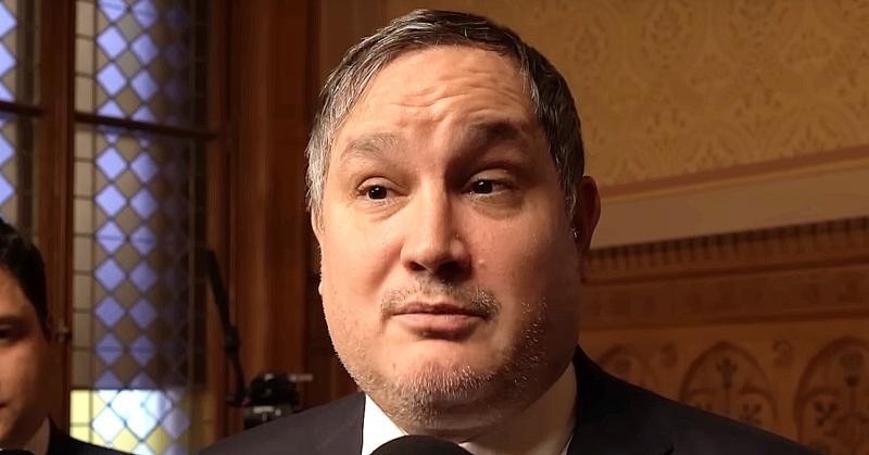 Közeleg a gyógyszerárstop? Nagy Márton titokzatos képet osztott meg.