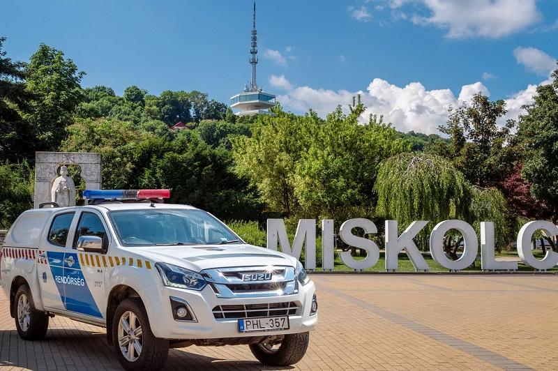 Miskolci járőrök hősies beavatkozásukkal életeket mentettek.