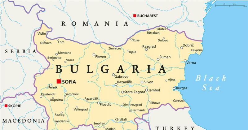 Az Európai Unió zöld lámpát adott a bolgár euró bevezetésének, miközben a helyi lakosság körében jelentős ellenállás tapasztalható.