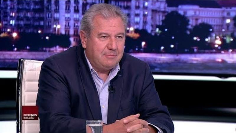 Dömsödi Gábor úgy döntött, hogy új fejezetet nyit az életében, ezért búcsút intett kollégiumi szobájának.