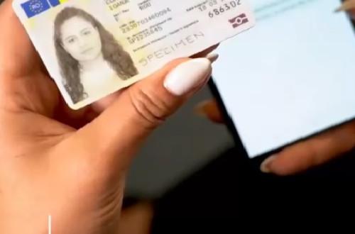 Telefonos applikáció segítségével lehetőség nyílik az elektronikus személyi igazolvány leolvasására.