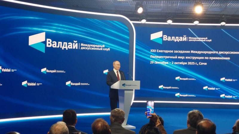 Putyin a magyar népről és Orbán Viktorról is kifejtette véleményét (VIDEÓ)