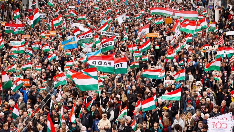 Ez a békemenet különleges lesz, eltér a megszokottaktól!