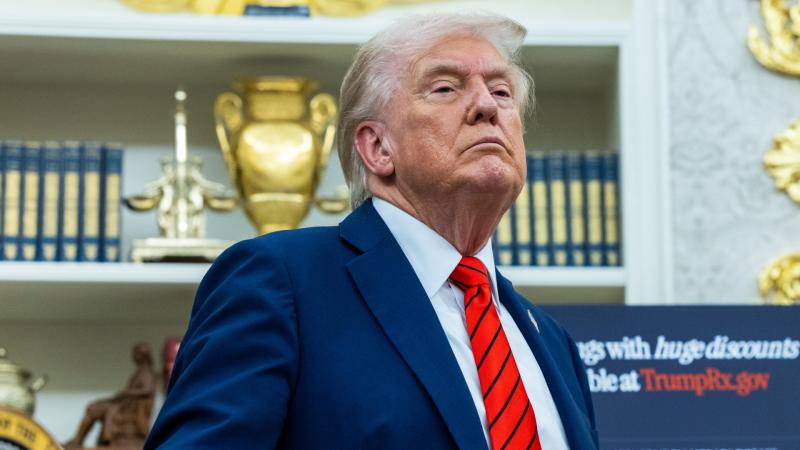 Trump befolyásolta a tőzsdék alakulását – Milyen fordulatok várhatók hétfőn?