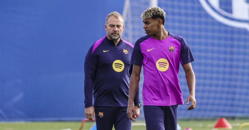 Hansi Flick friss információkat osztott meg Yamal, Lewandowski és Pedri egészségi állapotáról.